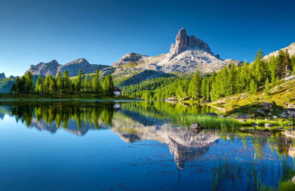 Lago federa bergsee dolomites